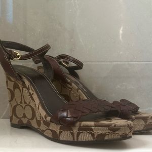Vintage Y2K Coach Robina Vacchett Wedges🤎